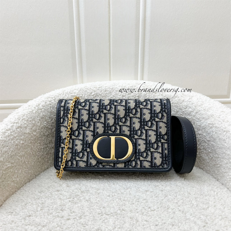 Dior 2-in-1 30 Montaigne Pouch / Wallet on Chain WOC in Navy Oblique Canvas GHW (Model: S2086UTZQ, Colour: M928)
