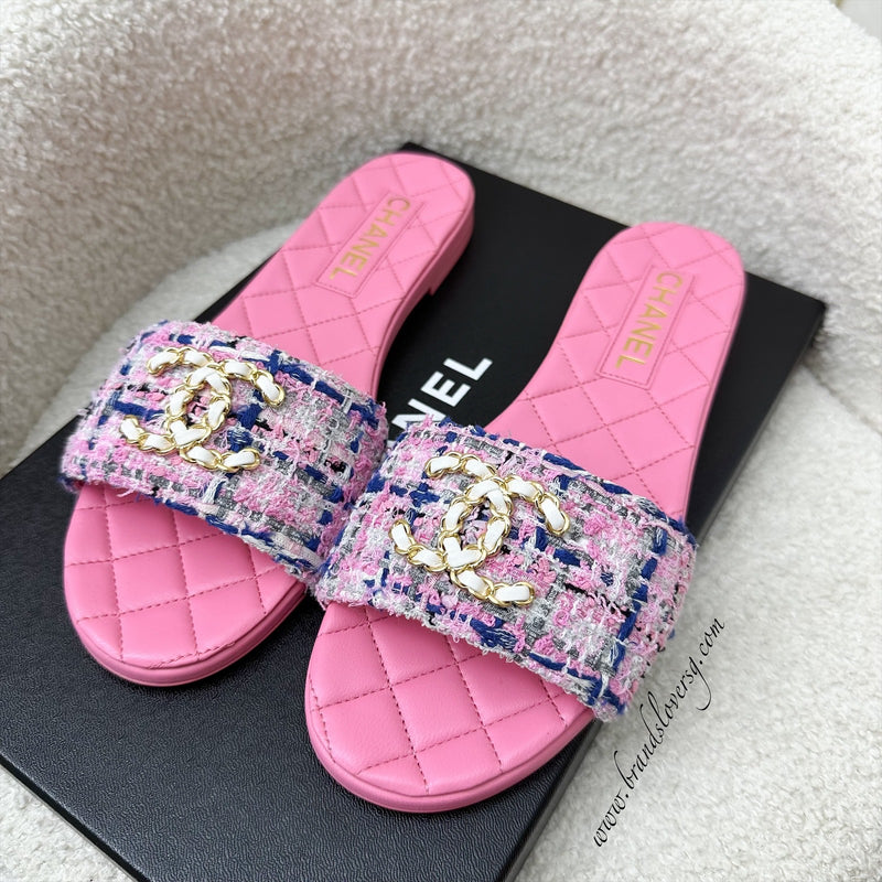 Chanel 23P CC Logo Mules in Multicolor Tweed Fabric and Pink Leather Size 38