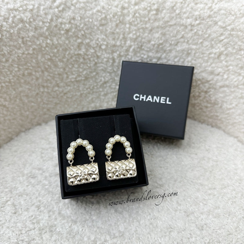 Chanel 21S Classic Flap Earrings with Pearls in LGHW