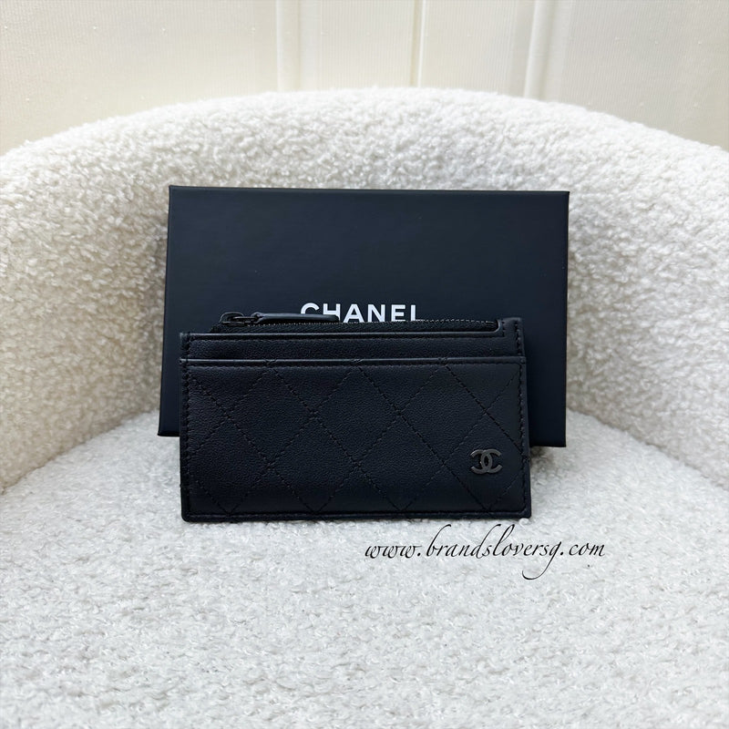 Chanel 24P So Black Card Holder with Zip in Black Calfskin and Black HW