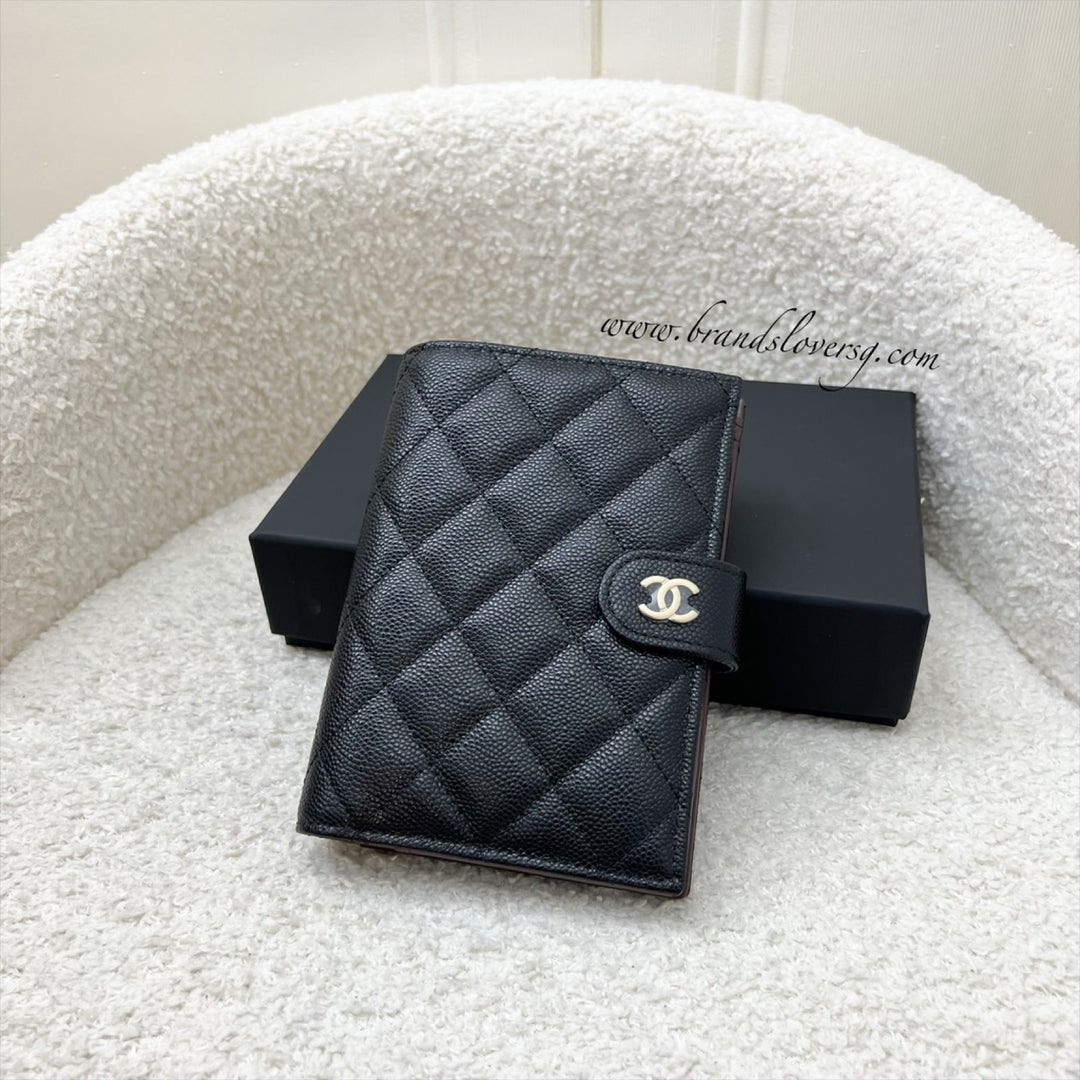Chanel 24K Bifold Wallet in Black Caviar and LGHW – Brands Lover