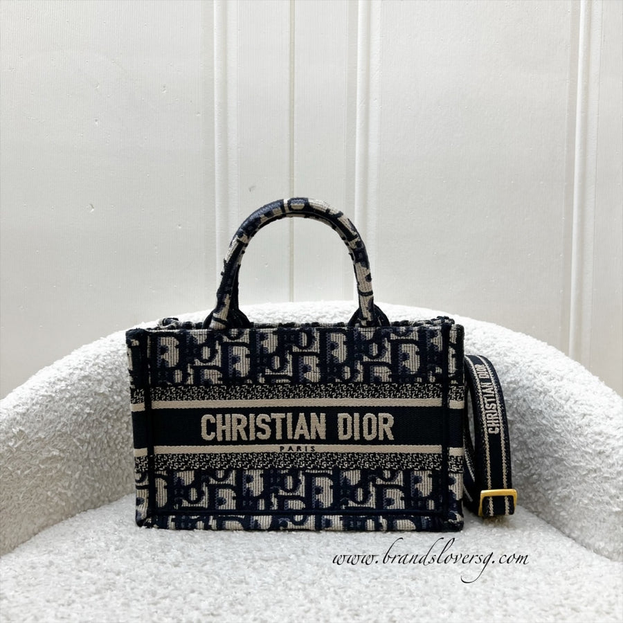 Handbags – Page 2 – Brands Lover