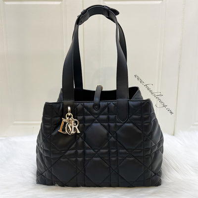 Dior Medium Toujours Bag in Black Macrocannage Calfskin and LGHW