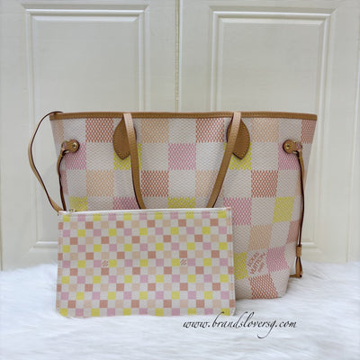 LV Neverfull MM in Damierlicious Peach Damier Giant Canvas and GHW (Model: N40668)