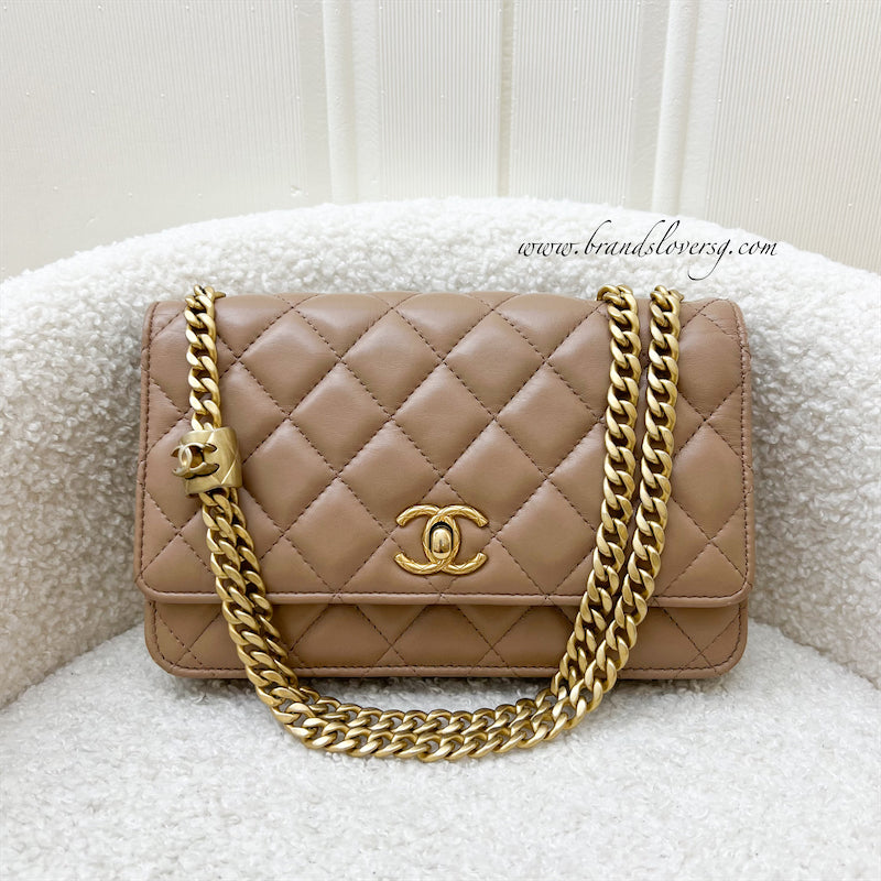 Chanel 22K Adjustable Wallet on Chain in Caramel Lambskin and AGHW