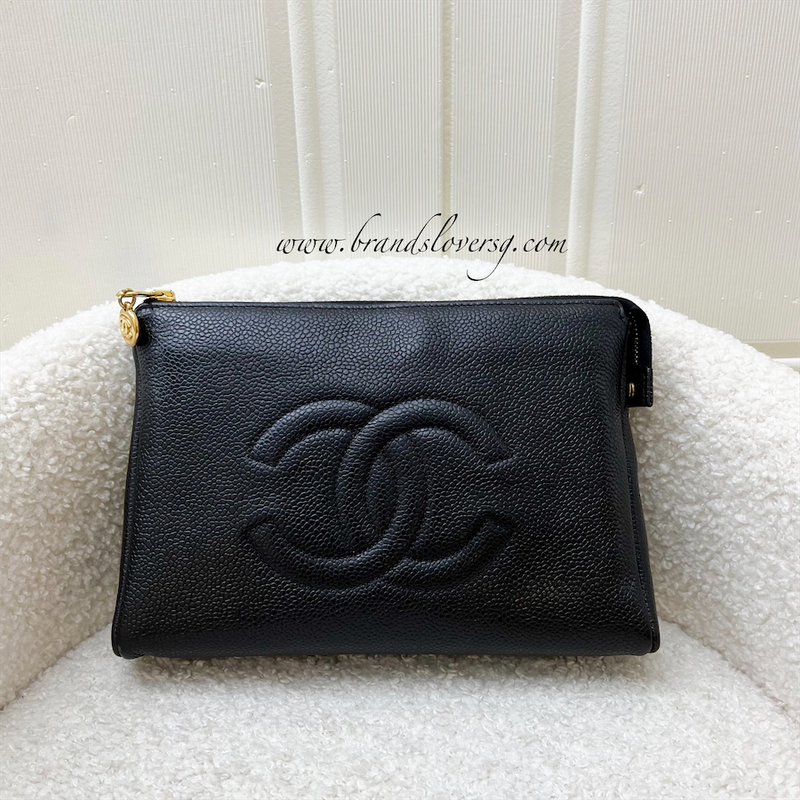 Chanel Vintage Pouch in Black Caviar and GHW