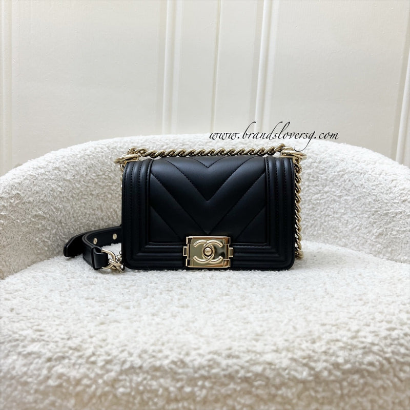 Chanel Micro Boy Flap in Black Chevron Quilted Lambskin and LGHW (Model: A67364)
