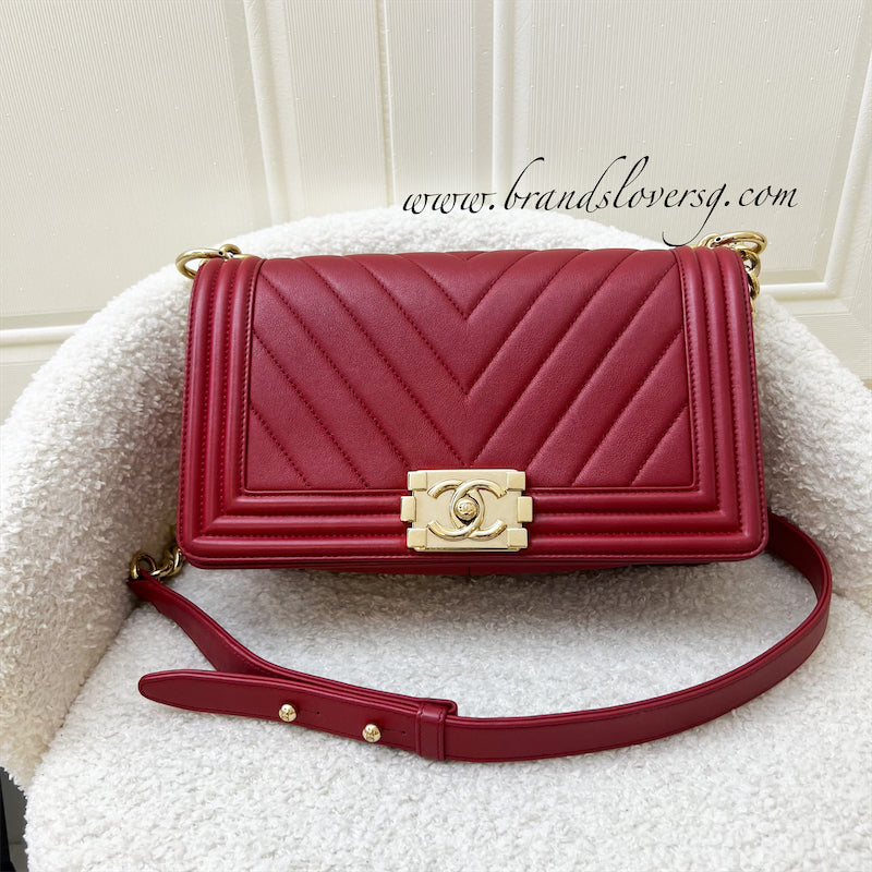 Chanel Medium 25cm Boy Flap in Red Chevron Lambskin LGHW