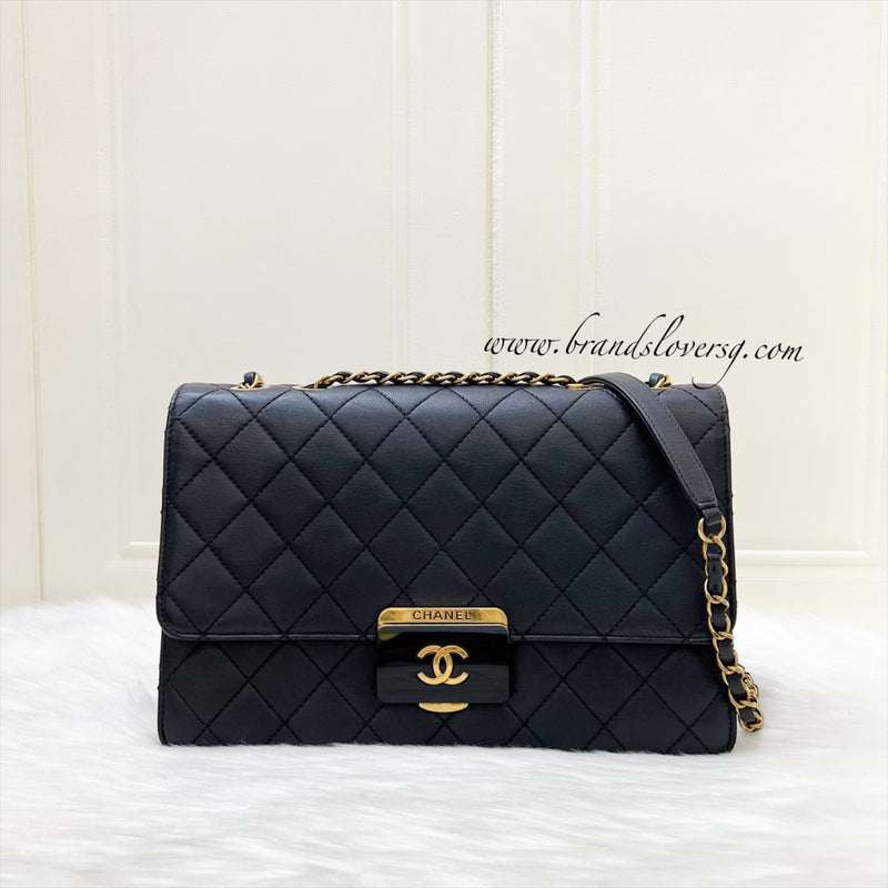 Chanel 16P Flap Bag in Black Sheepskin, Black Resin Clasp and AGHW