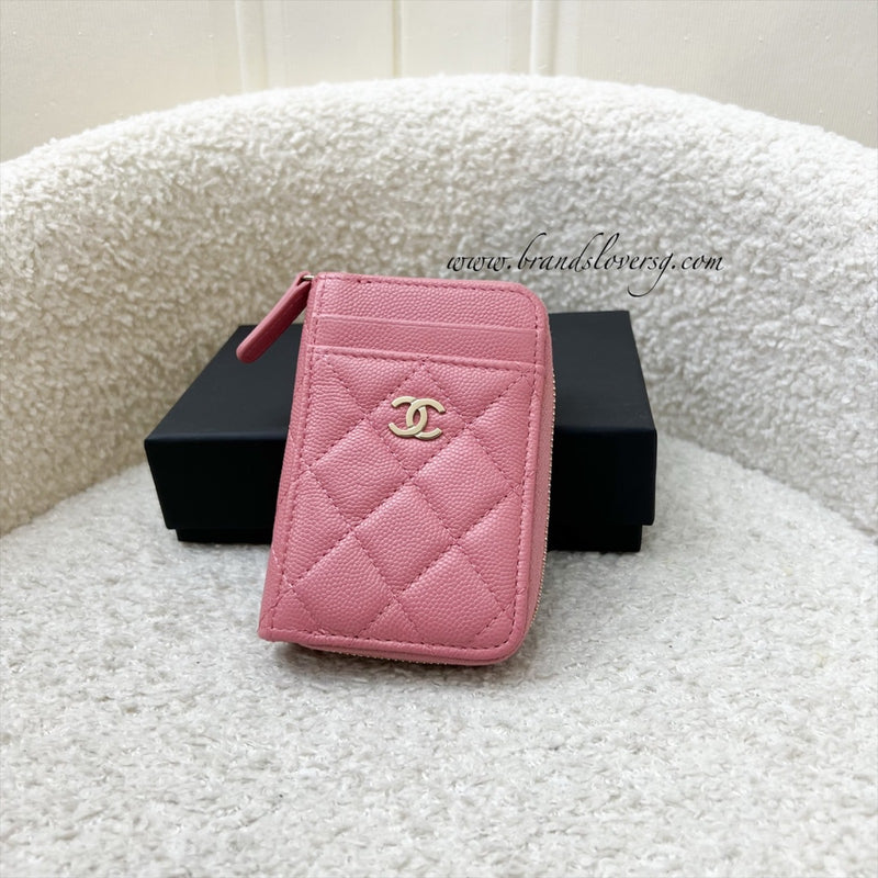 Chanel Zippy Card Holder with Exterior Card Slots in Pink Caviar and LGHW