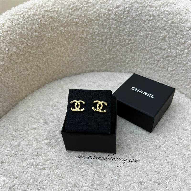 Chanel 24C CC Earrings in Gold Tone HW (Model: ABC502)