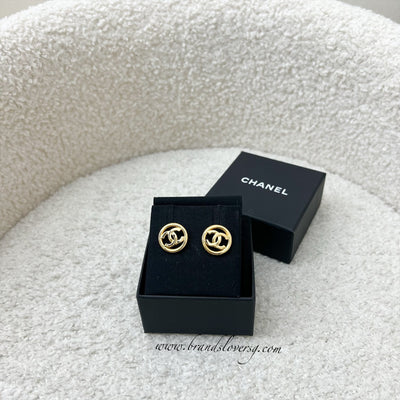 Chanel 23A Round Earrings with CC Logo in GHW (Model: ABB462)