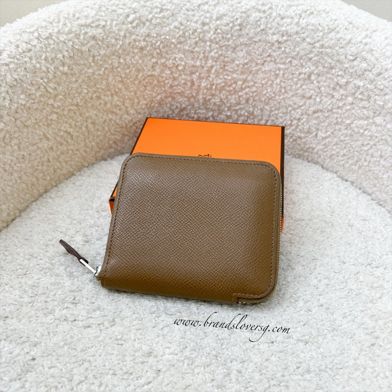 Hermes Silk in Wallet in Alezan / Terre Battue Epsom Leather and GHW