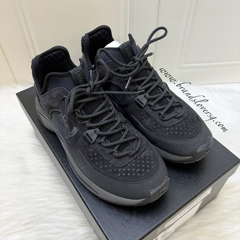 Chanel 23S CC Logo Sneakers in Black Fabric, Suede Calfskin and Mesh Size 37.5