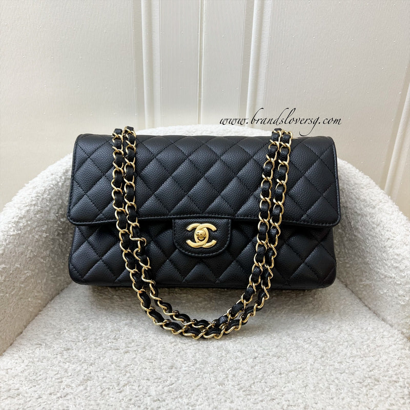 Chanel Medium Classic Flap CF in Black Caviar GHW (Model: A01112)