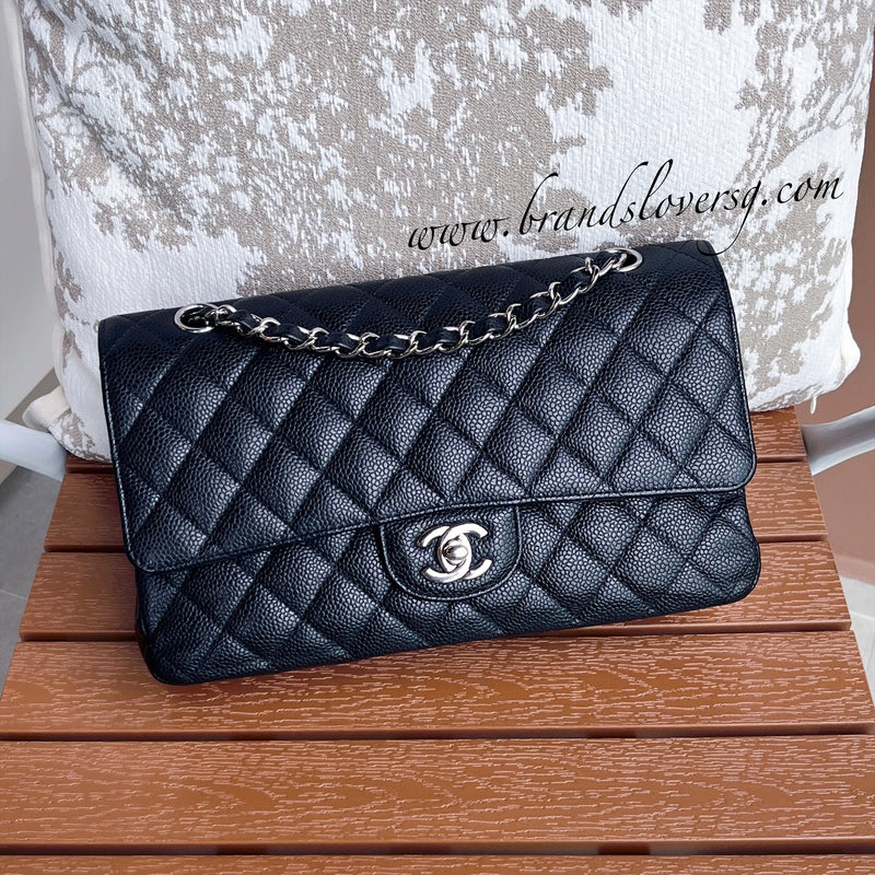 Chanel Classic Medium Classic Flap CF in Black Caviar SHW