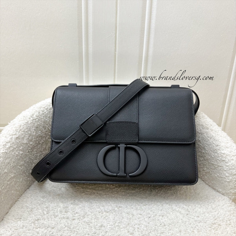 Dior 30 Montaigne Flap Bag in Ultramatte Grained Black Leather and BHW (Model: M9203SBAV, Colour: M989)