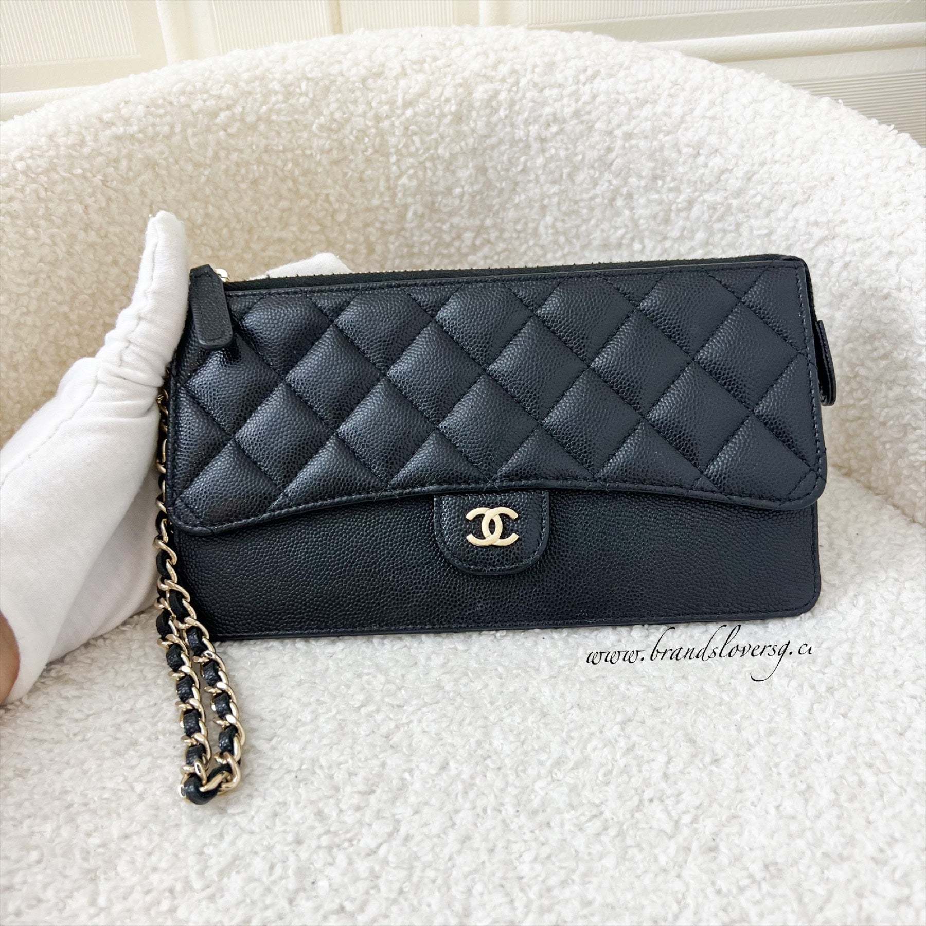 Chanel Wristlet Clutch in Black Caviar and LGHW – Brands Lover