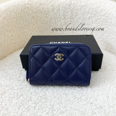 Chanel Classic Zippy Card Holder in Navy Caviar LGHW