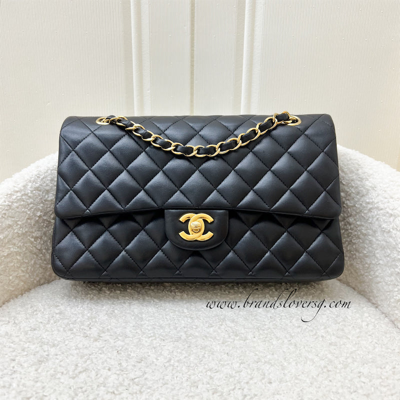 Chanel Medium Classic Flap CF in Black Lambskin and GHW