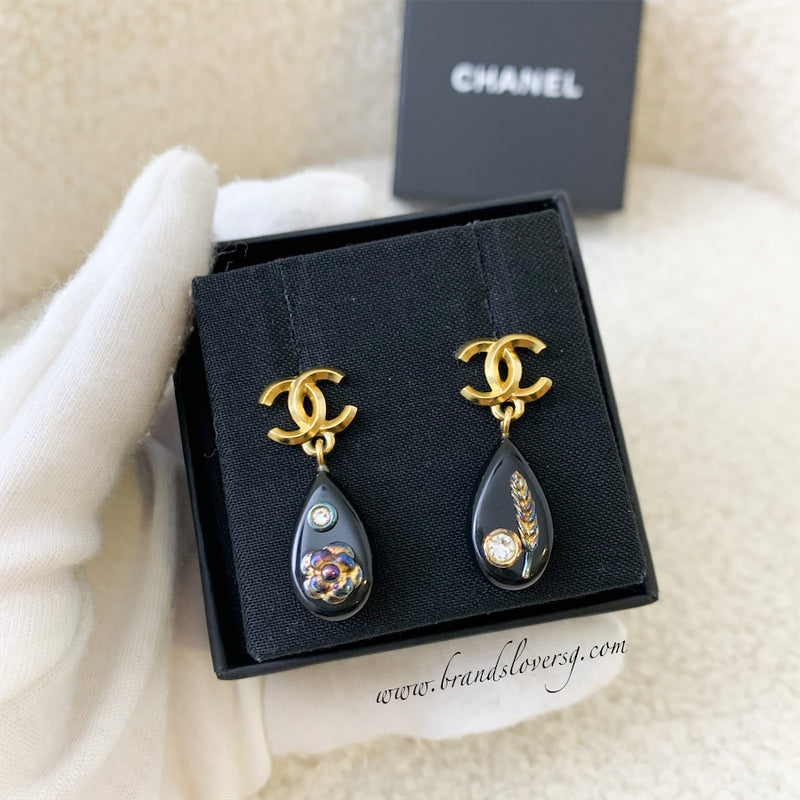 Chanel 20A CC Logo and Resin Earrings with Camellia and Wheat Motifs