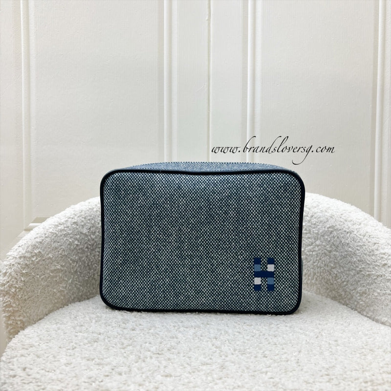 Hermes Chapitre H Cavalier Case, Small Model in Marine Blue 100% Merino Wool