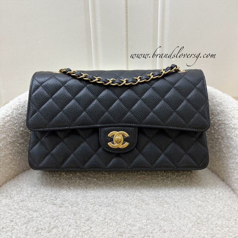 Chanel Medium Classic Flap CF in Black Caviar and GHW