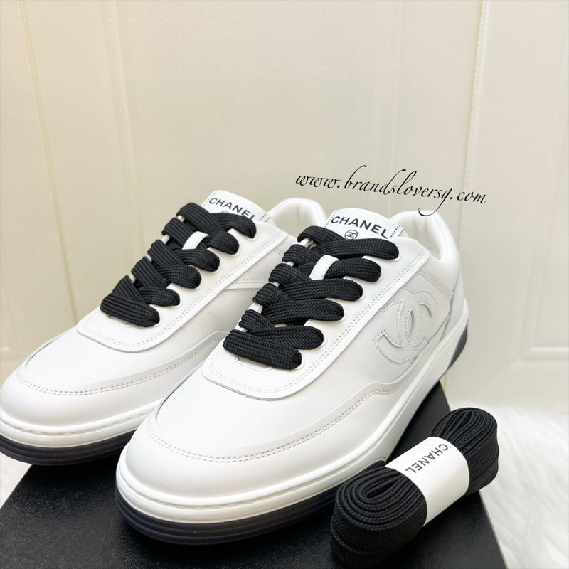 Chanel 24P CC Logo Sneakers in White Calfskin Sz 38 (Model: G39978)