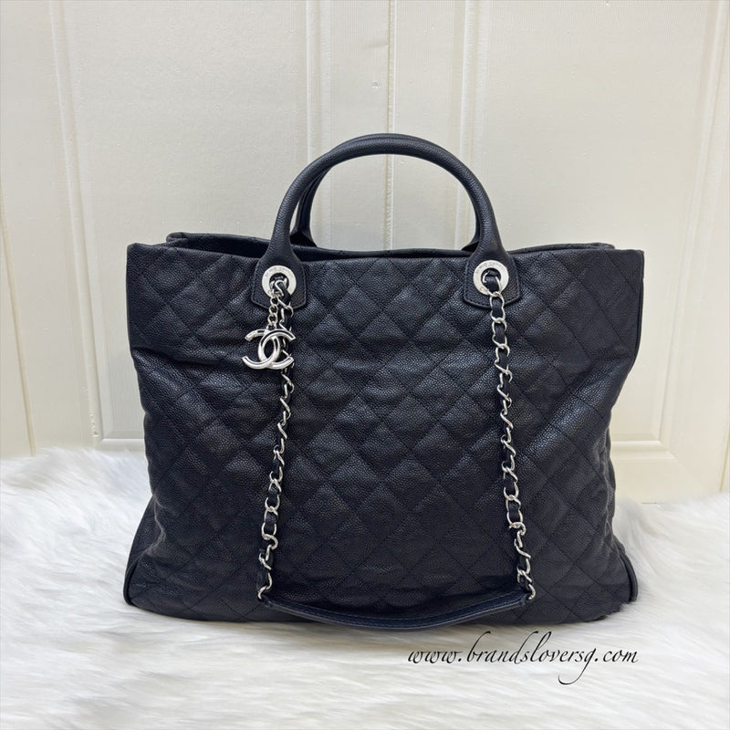 Chanel Seasonal Large Tote with CC Logo Charm in Black Caviar and SHW (Model: A68454)