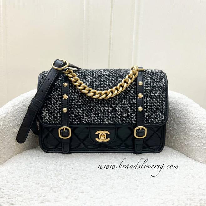 Chanel 21B Messenger Flap Bag in Black and White Tweed, Calfskin and AGHW