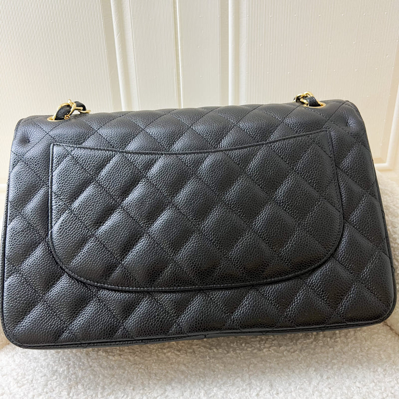 Chanel Jumbo Classic Flap CF in Black Caviar and GHW