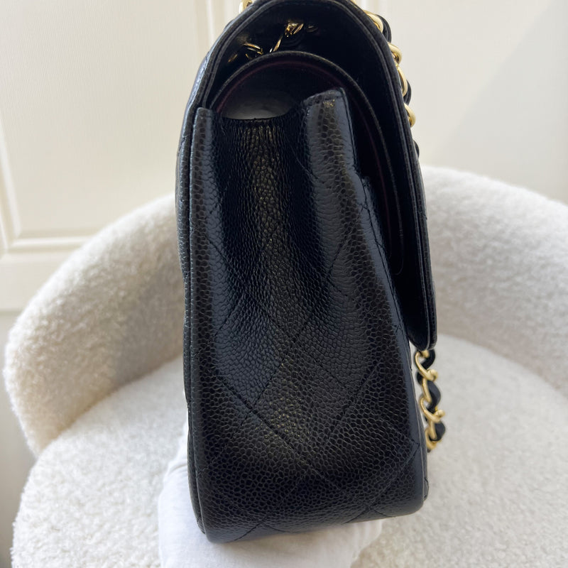 Chanel Jumbo Classic Flap CF in Black Caviar and GHW