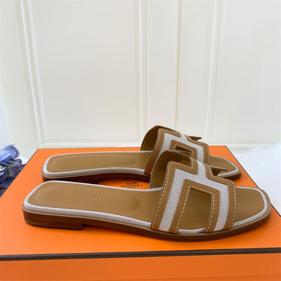 Hermes Oran Sandals in Noisette / Beige Dore Size 36.5
