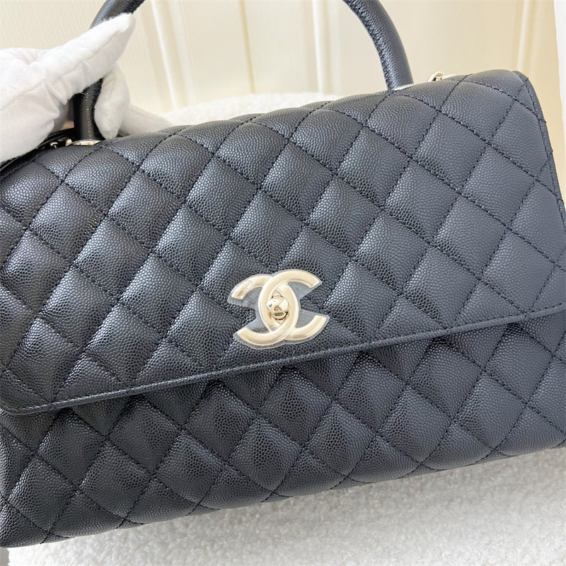 Chanel Medium 29cm Coco Handle in Black Caviar GHW