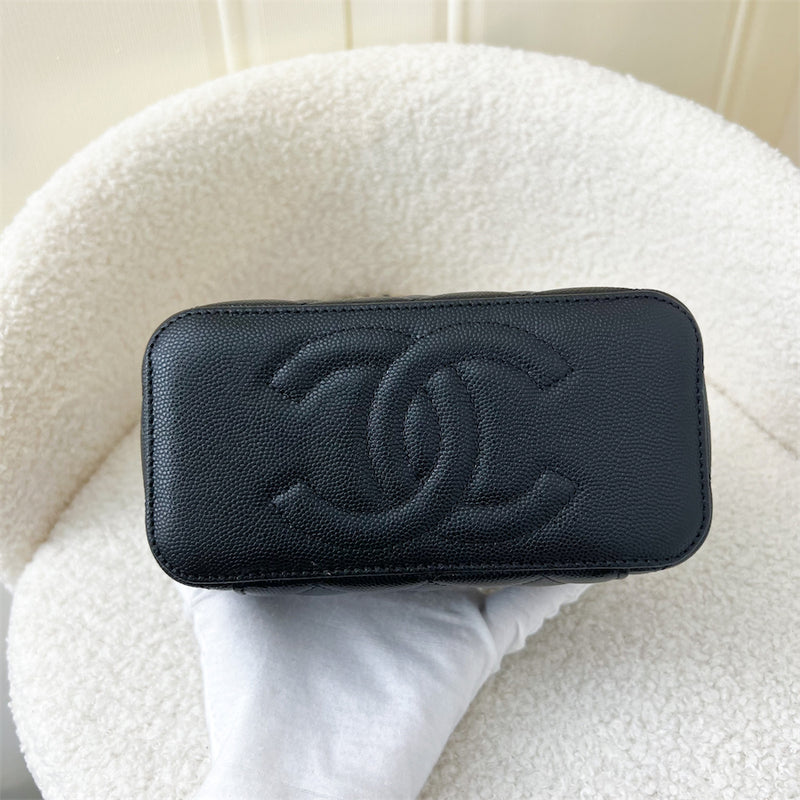 Chanel 22S Small Vanity in Black Caviar LGHW