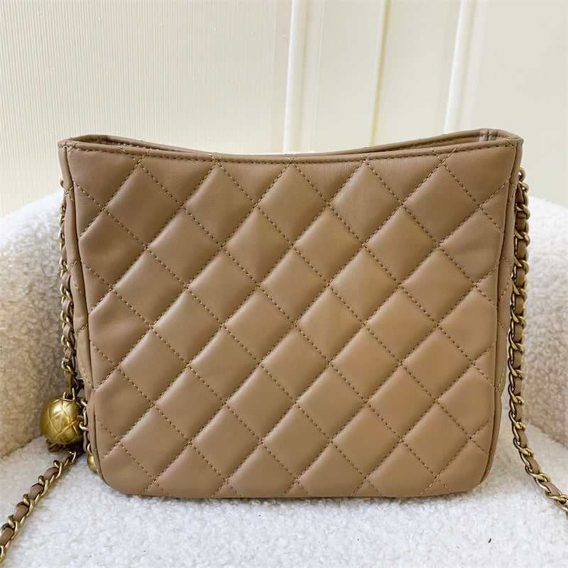 Chanel Pearl Crush Hobo Bag in 22B Beige Lambskin AGHW