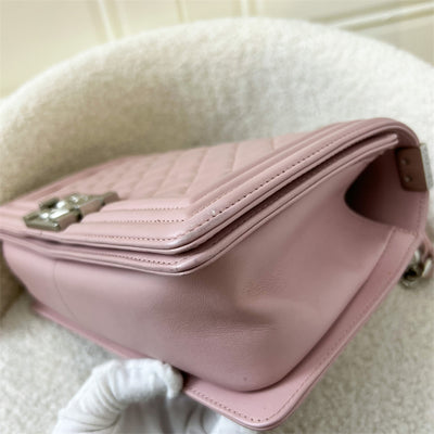 Chanel Medium 25cm Boy Flap in Pink Lambskin Matte SHW