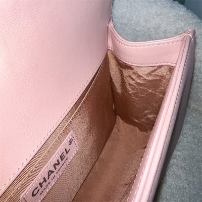 Chanel Medium 25cm Boy Flap in Pink Lambskin Matte SHW