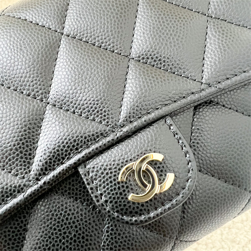 Chanel 21A WOC / Clutch with Chain in Black Caviar LGHW