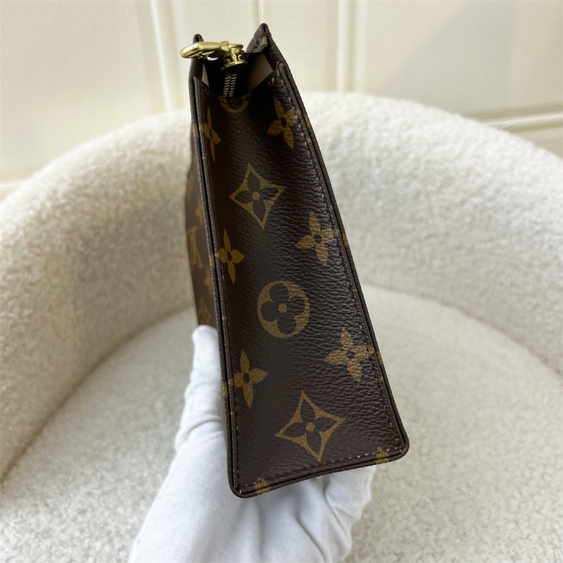 LV Toiletry 19 in Monogram Canvas and GHW