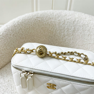 Chanel Pearl Crush Small Vanity in White Lambskin AGHW