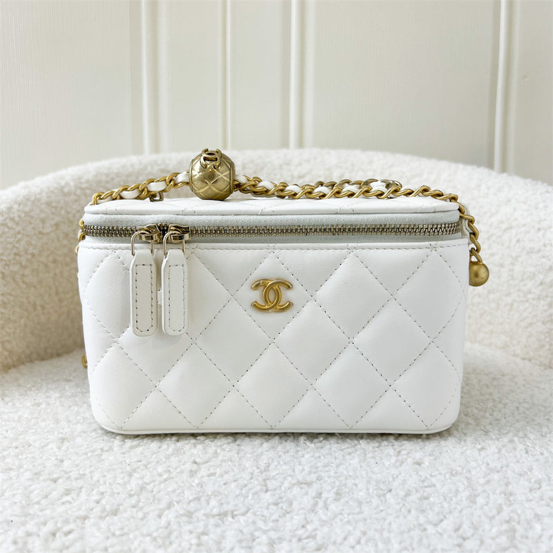 Chanel Pearl Crush Small Vanity in White Lambskin AGHW