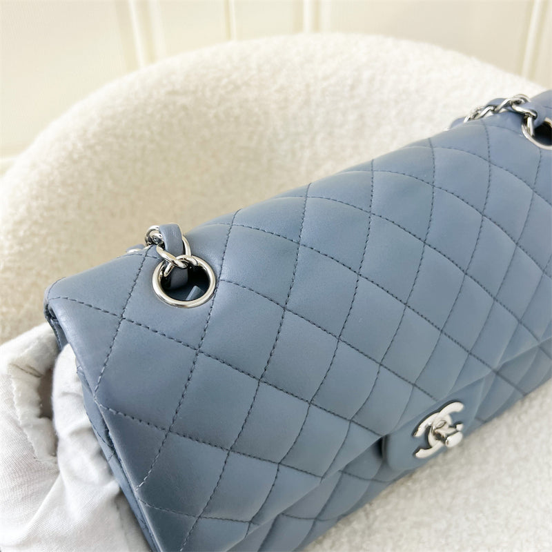 Chanel Medium Classic Flap CF in 12P Lavender Blue Lambskin SHW