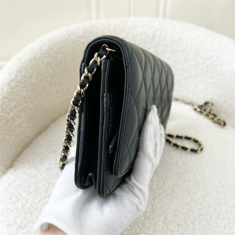 Chanel 23C Pearl Crush Wallet on Chain WOC in Black Lambskin LGHW