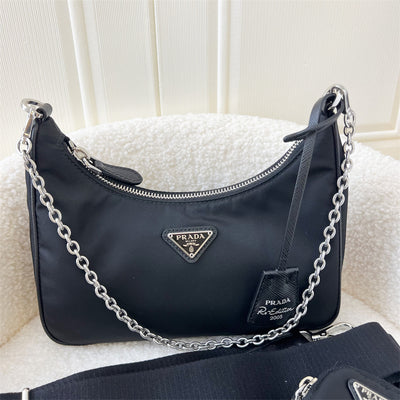 Prada Re-Edition 2005 Shoulder Bag in Black Nylon and SHW