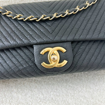 Chanel Seasonal Herringbone Medium Flap in Black Distressed Calfskin AGHW