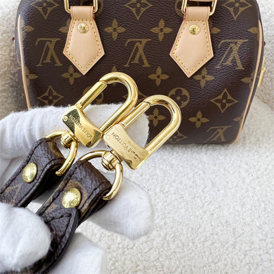 LV Speedy Bandouliere 20 in Monogram Canvas GHW (Without Patterned Strap) + Monogram strap.