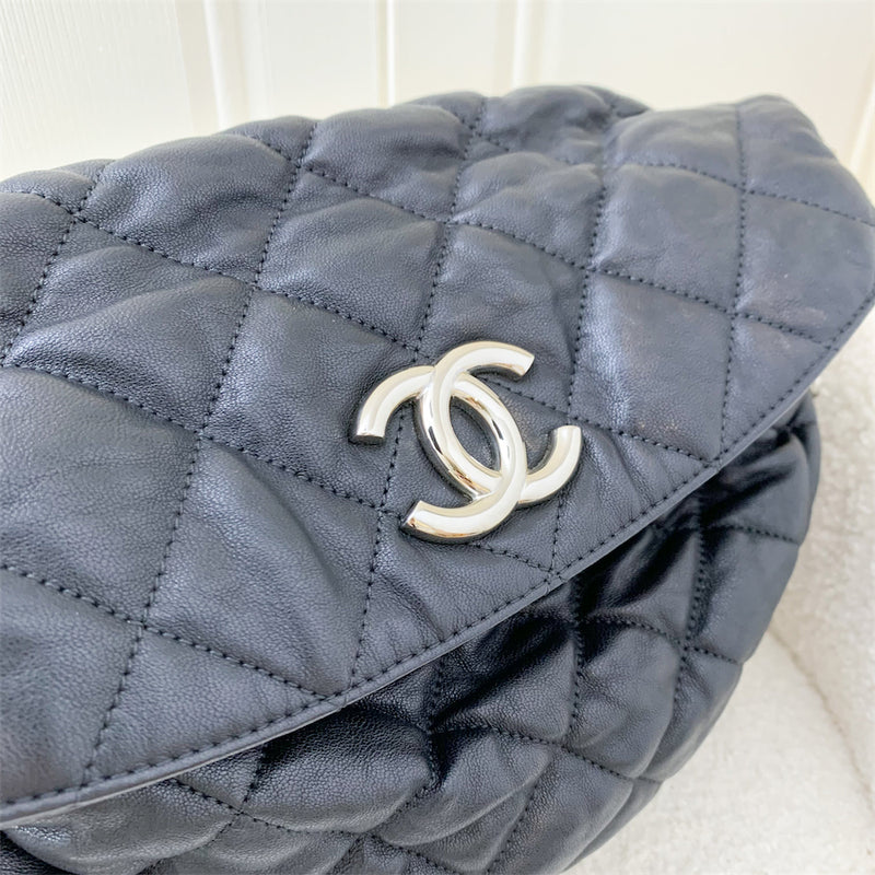 Chanel Chain Around Hobo Bag in Black Leather SHW