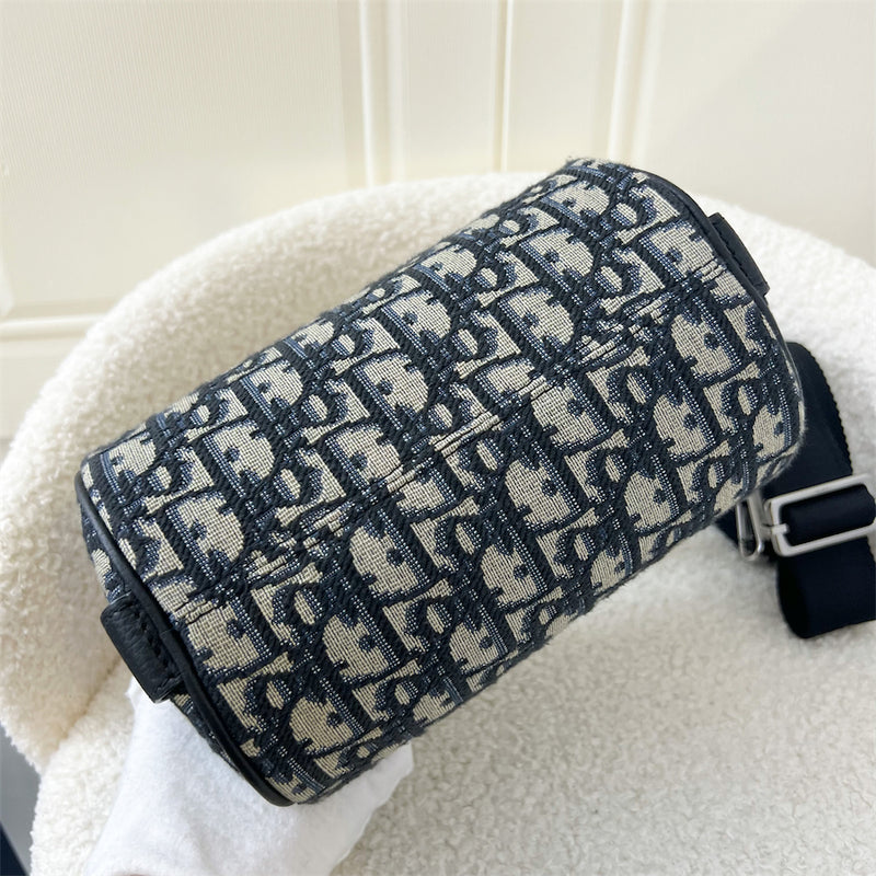 Dior Roller Messenger Bag in Black Oblique Canvas SHW