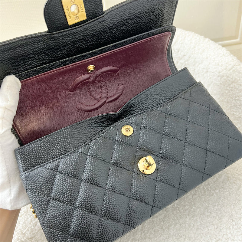 Chanel Small Classic Flap CF in Black Caviar GHW